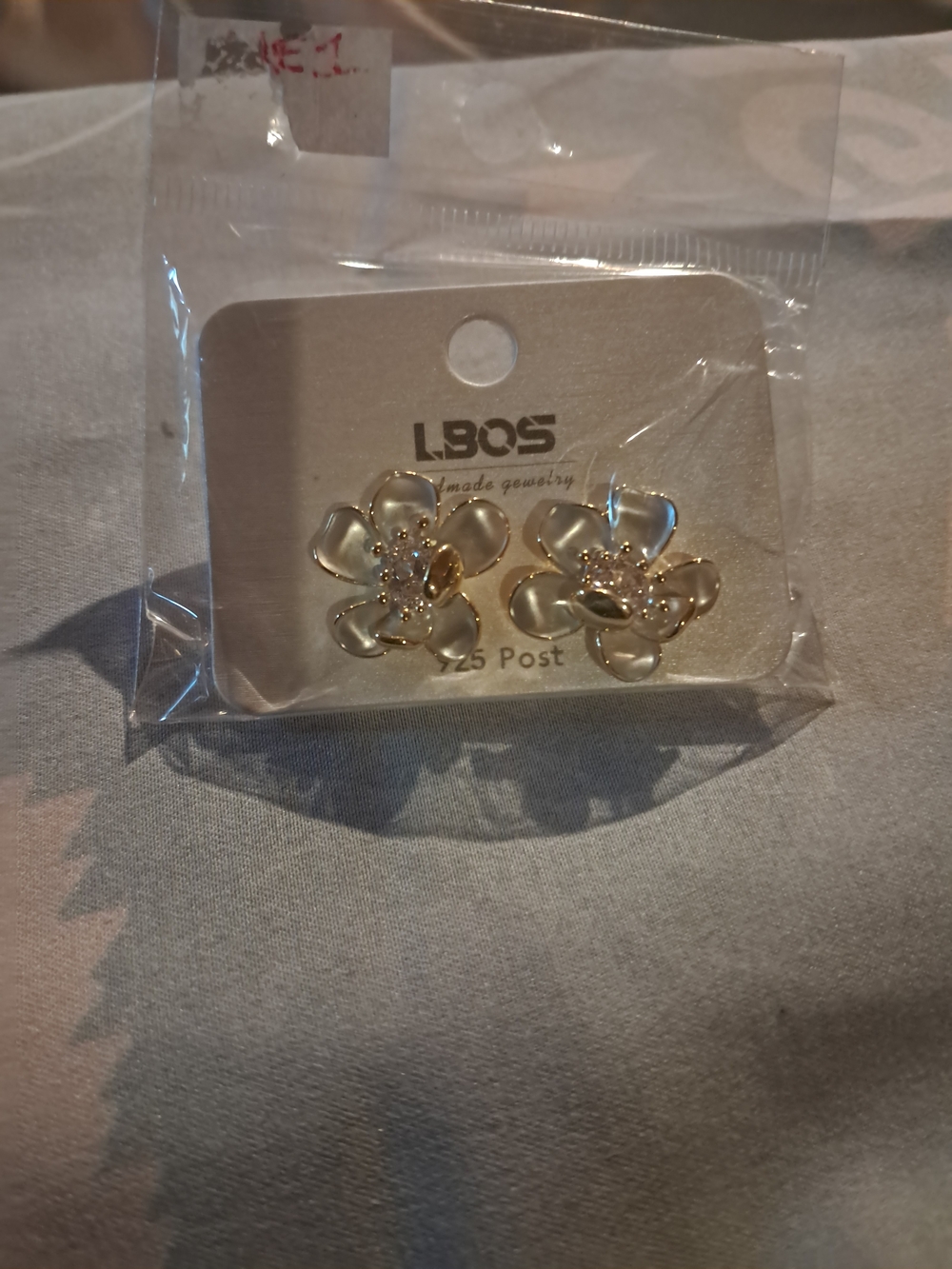 Gold & White Floral Stud Earrings - Elegant Women’s Accessory